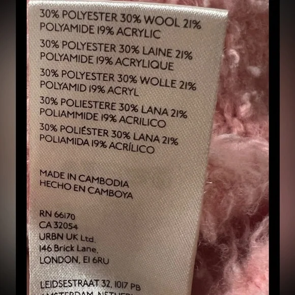 FREE PEOPLE Sweater Teddy Pink Rose Chunky Knit Tunic Pullover Wool $168 Large - Picture 9 of 9